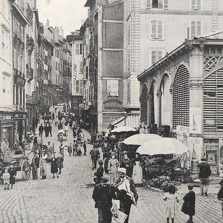Carre Des Halles Centre Historique Apartment Байон Екстериор снимка